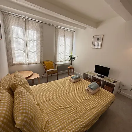 Дом отдыха Cozy Downtown - Close To Cite & Shops
